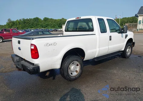 2009 Ford F-250 Fx4/Lariat/Xl/Xlt z USA, uszkodzony, nr VIN 1FTSX215X9EA87819